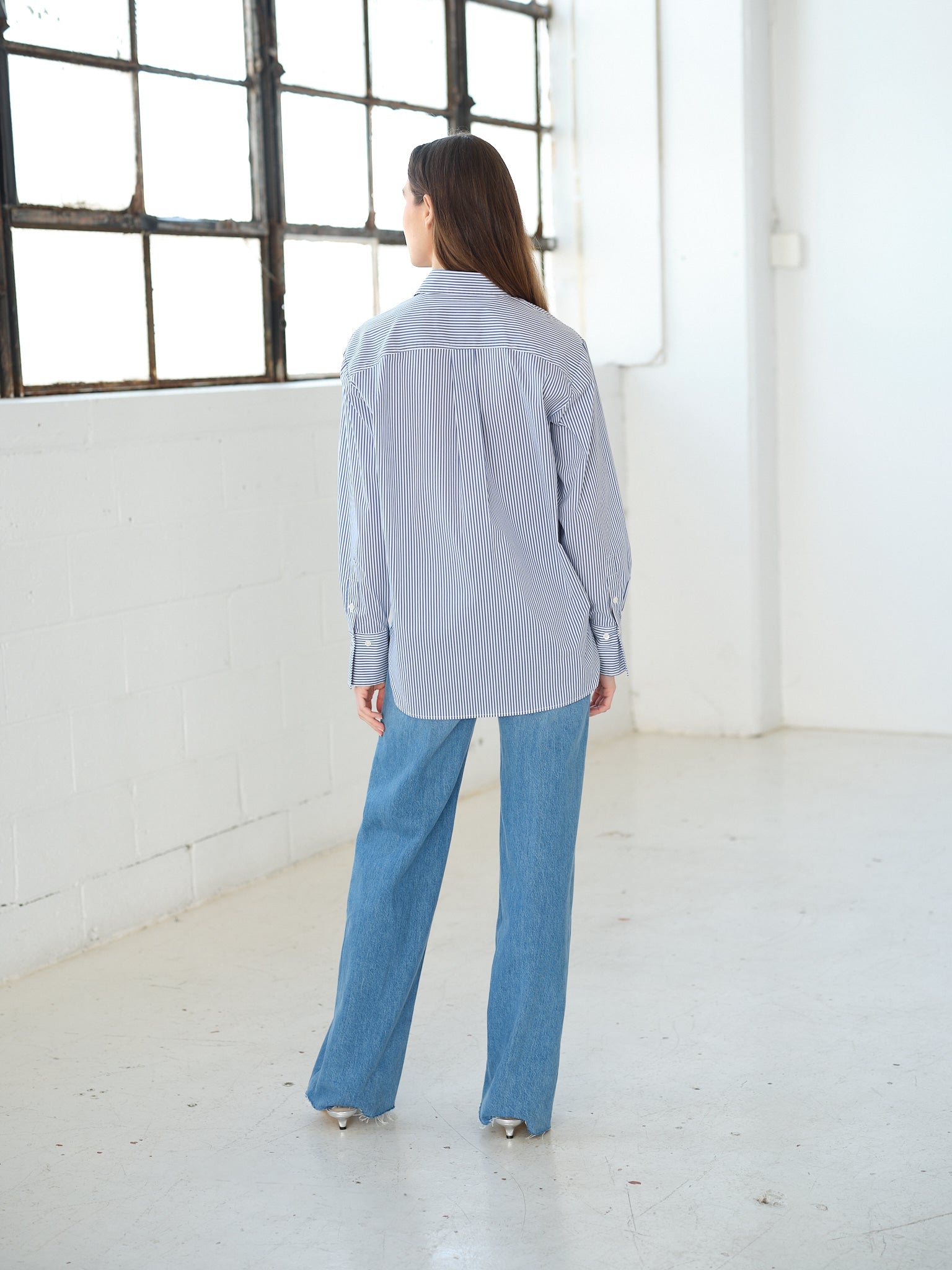 The Oversized Button-Up – JL27